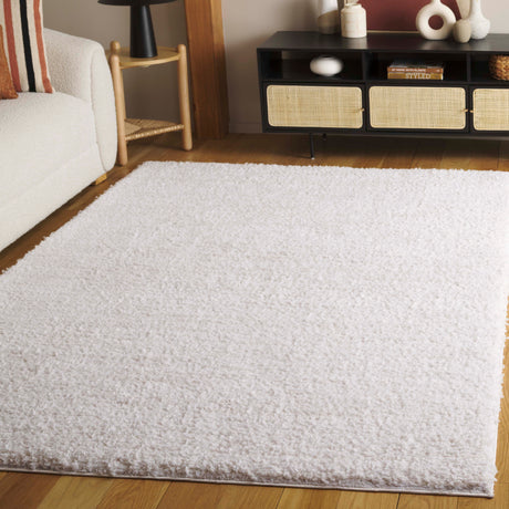 Safavieh Rumi Shag Rms110A Ivory/Light Beige Rug.