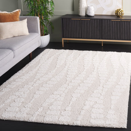 Safavieh Rumi Shag Rms128A Ivory/Light Beige Rug.