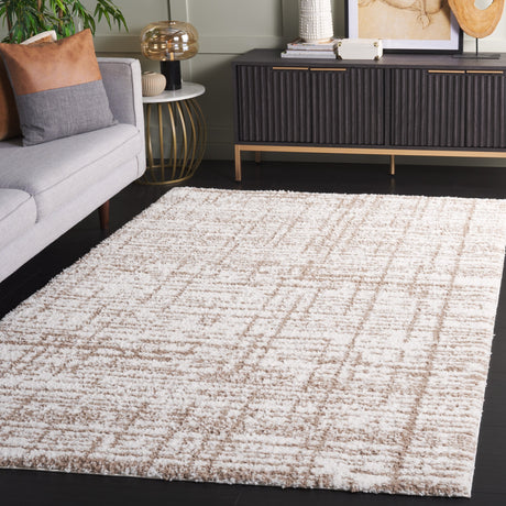 Safavieh Rumi Shag Rms132B Beige/Ivory Rug.