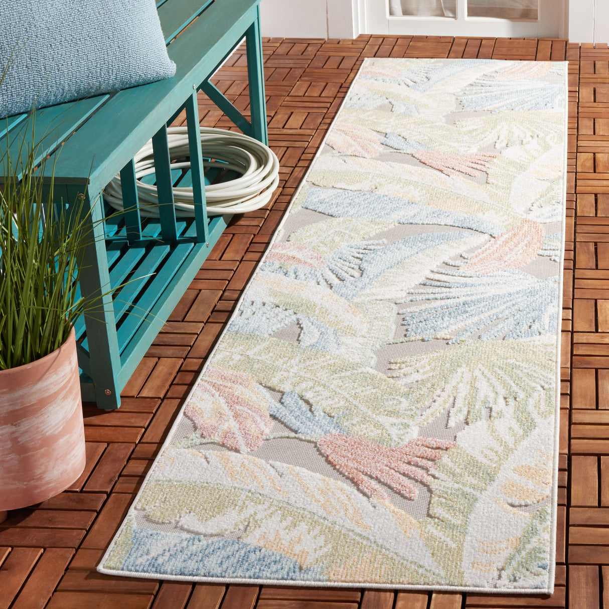 Safavieh Sarasota Sar106W Light Green/Beige Rug.