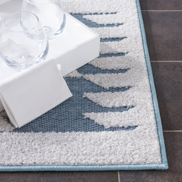 Safavieh Sarasota Sar114J Light Blue/Grey Rug.