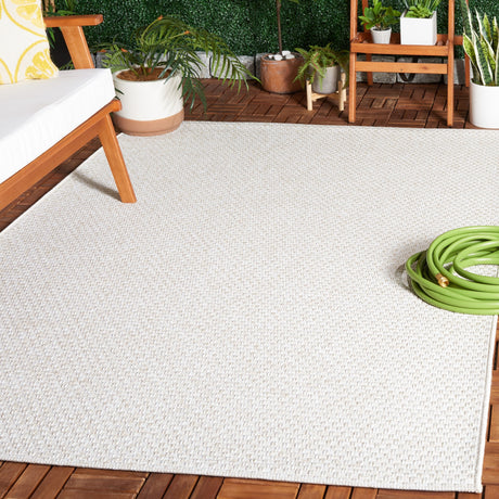 Safavieh Sisal All-Weather Saw460A Ivory Rug.