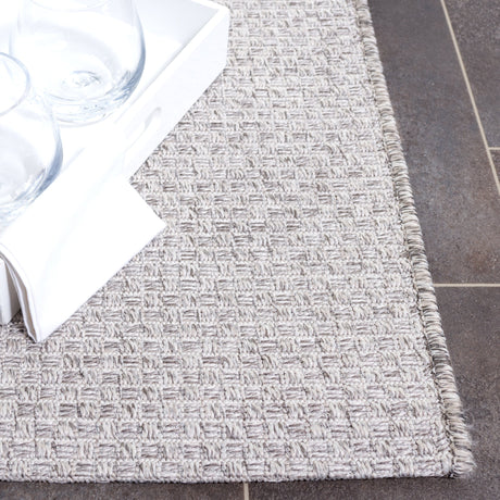 Safavieh Sisal All-Weather Saw640F Light Grey Rug.