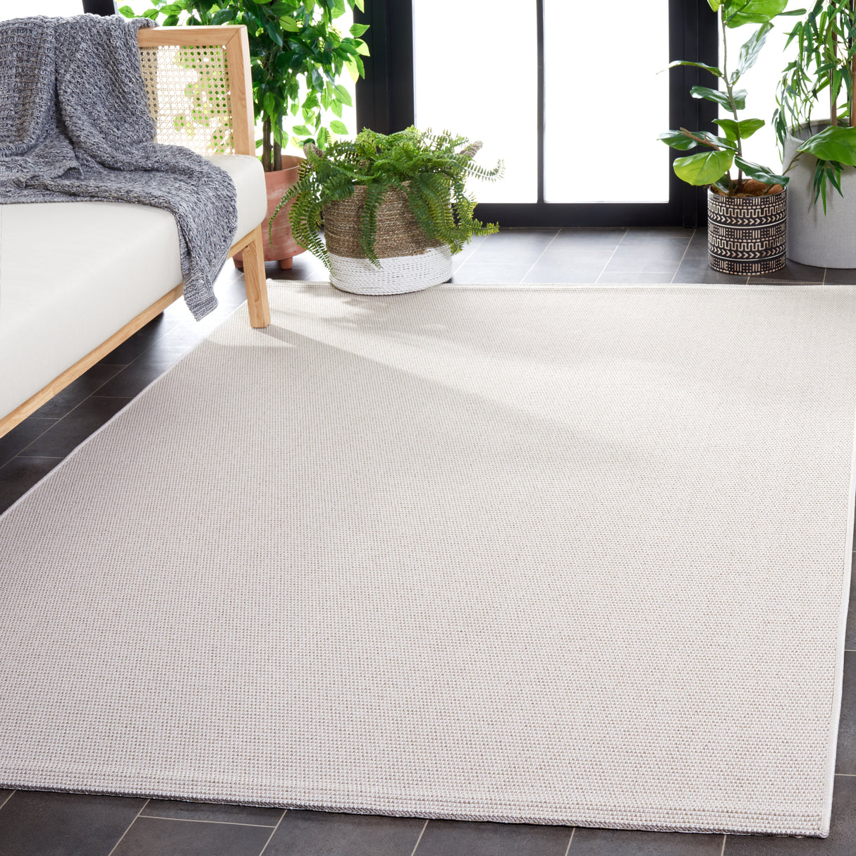 Safavieh Sisal All-Weather Saw642A Ivory/Beige Rug.