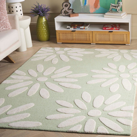 Safavieh Safavieh Kids Sfk914W Sage/Ivory Rug.