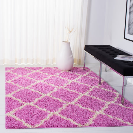 Safavieh Sgd-Dallas Shag Sgds257I Pink/Ivory Rug.