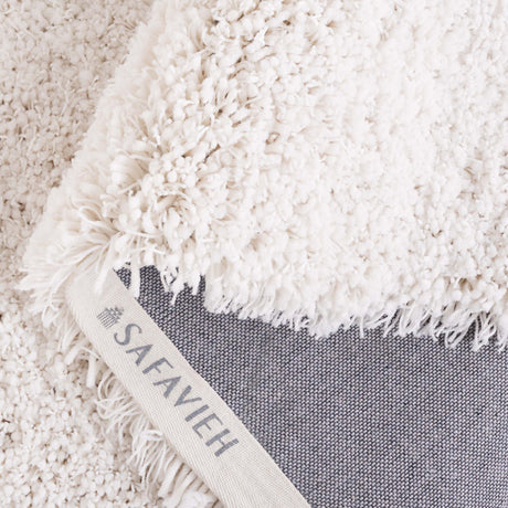 Safavieh Luxe Shag Sgx800A White Rug.