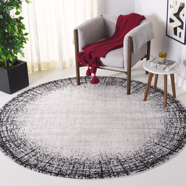 Safavieh Skyler Sky113A Ivory Grey/Black Rug.