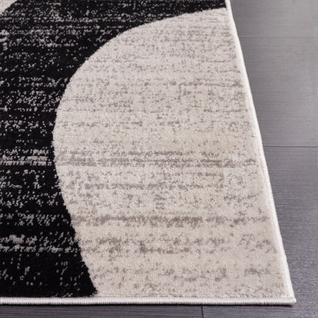 Safavieh Skyler Sky115A Ivory Grey/Black Rug.