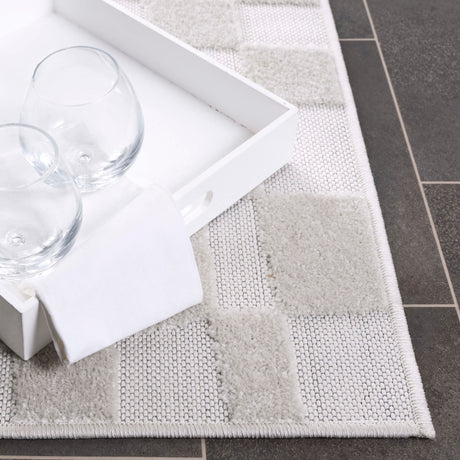 Safavieh Stella Sta104B Ivory Rug.