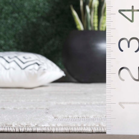 Safavieh Stella Sta104B Ivory Rug.