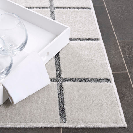 Safavieh Stella Sta108B Ivory/Grey Rug.
