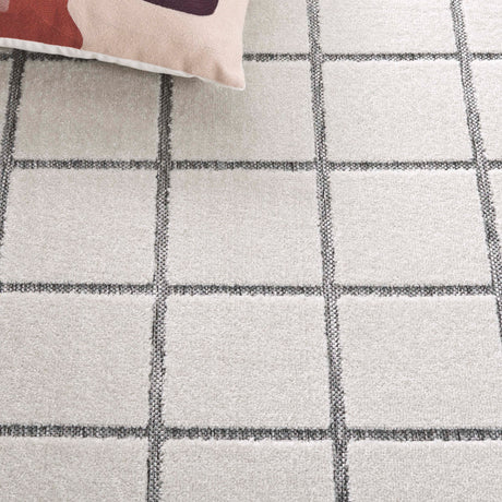 Safavieh Stella Sta108B Ivory/Grey Rug.