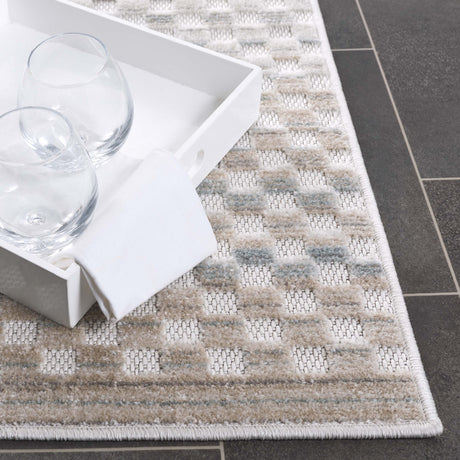 Safavieh Stella Sta109B Beige/Blue Rug.