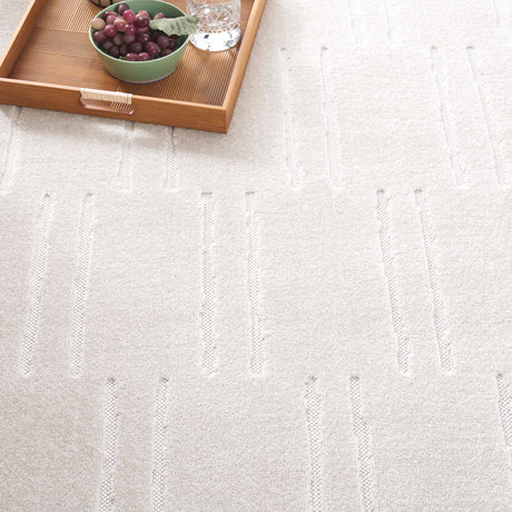 Safavieh Stella Sta110B Ivory Rug.