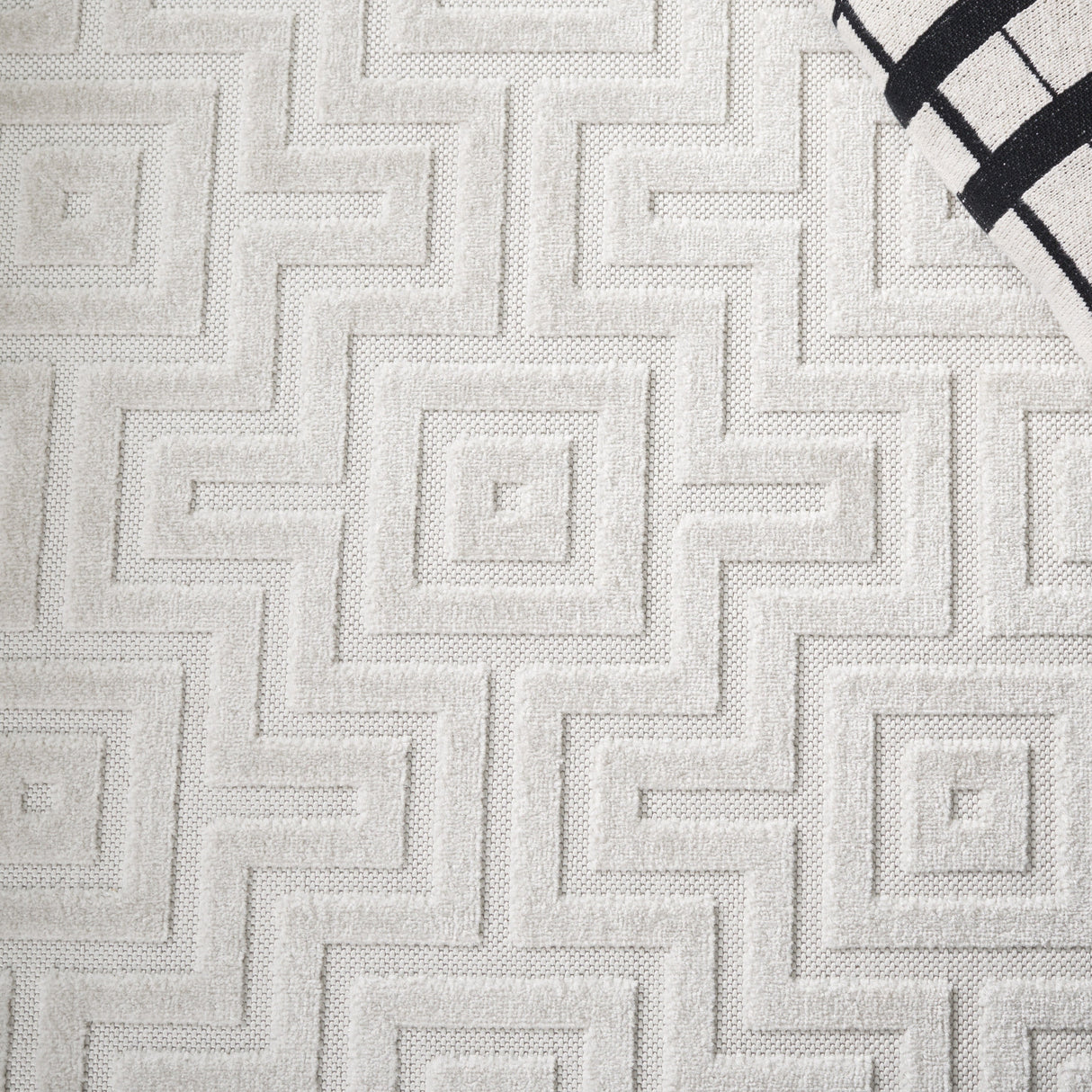 Safavieh Stella Sta138A Ivory Rug.