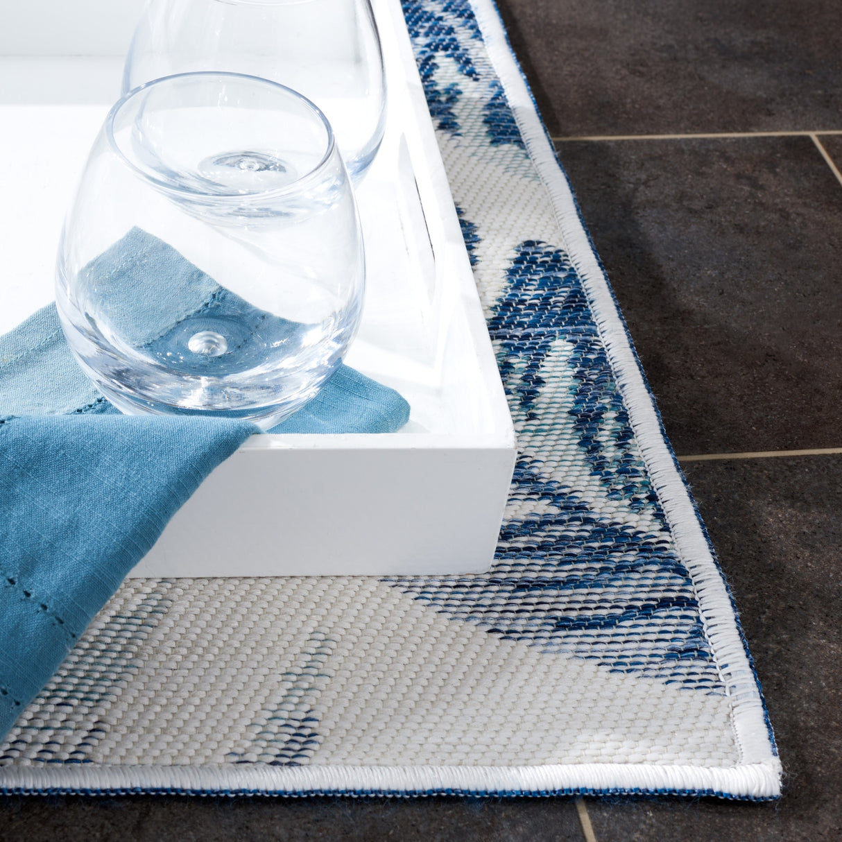 Safavieh Sunrise Sun671D Ivory/Blue Grey Rug.