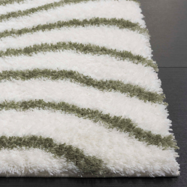 Safavieh Tahoe Shag Tho680W Ivory/Green Rug.