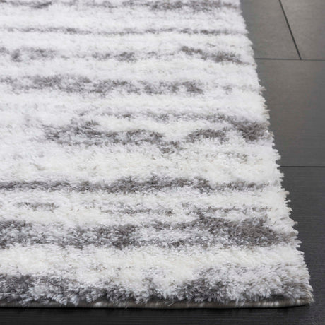 Safavieh Tahoe Shag Tho686H Ivory/Dark Grey Rug.