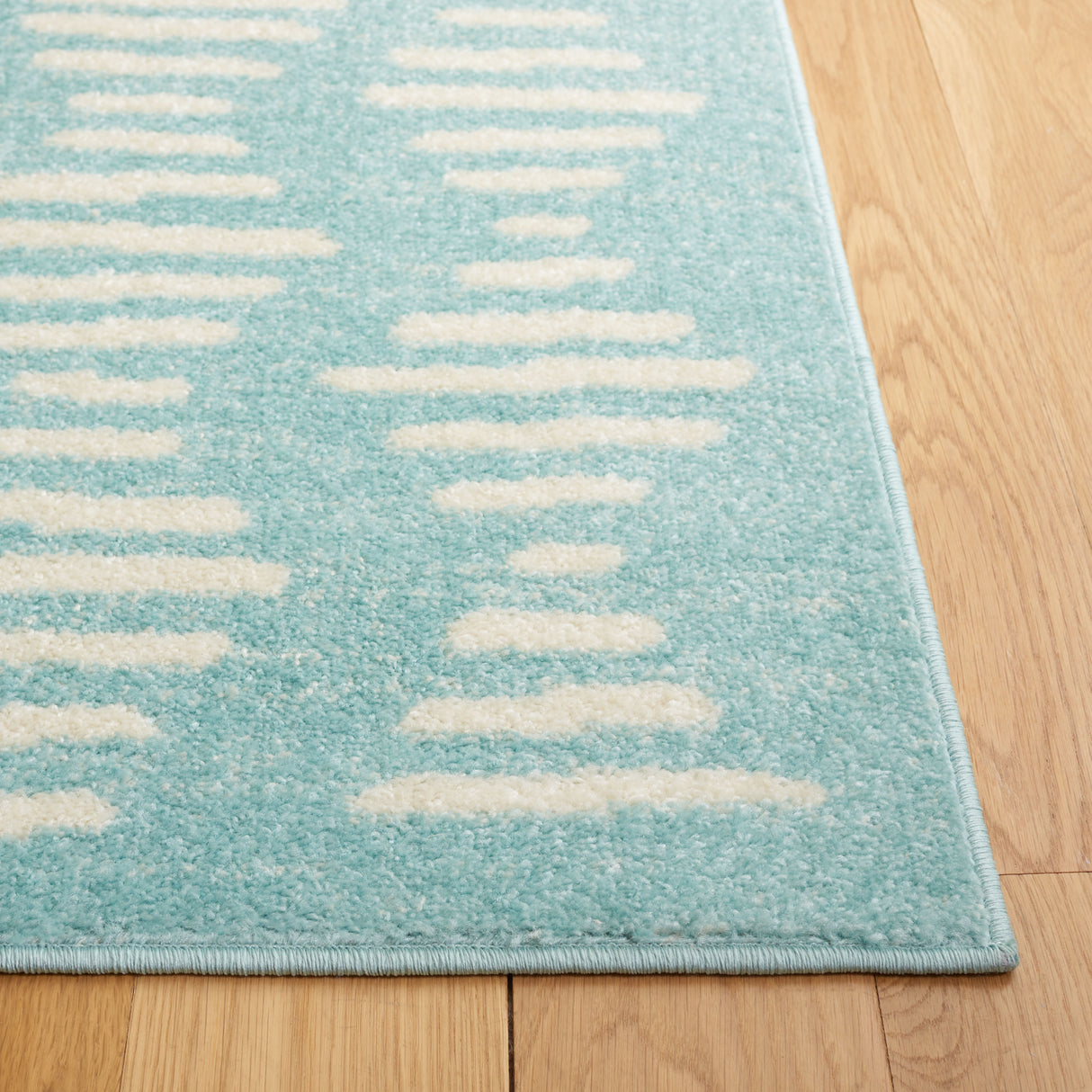Safavieh Tulum Tul644K Turquoise/Ivory Rug.