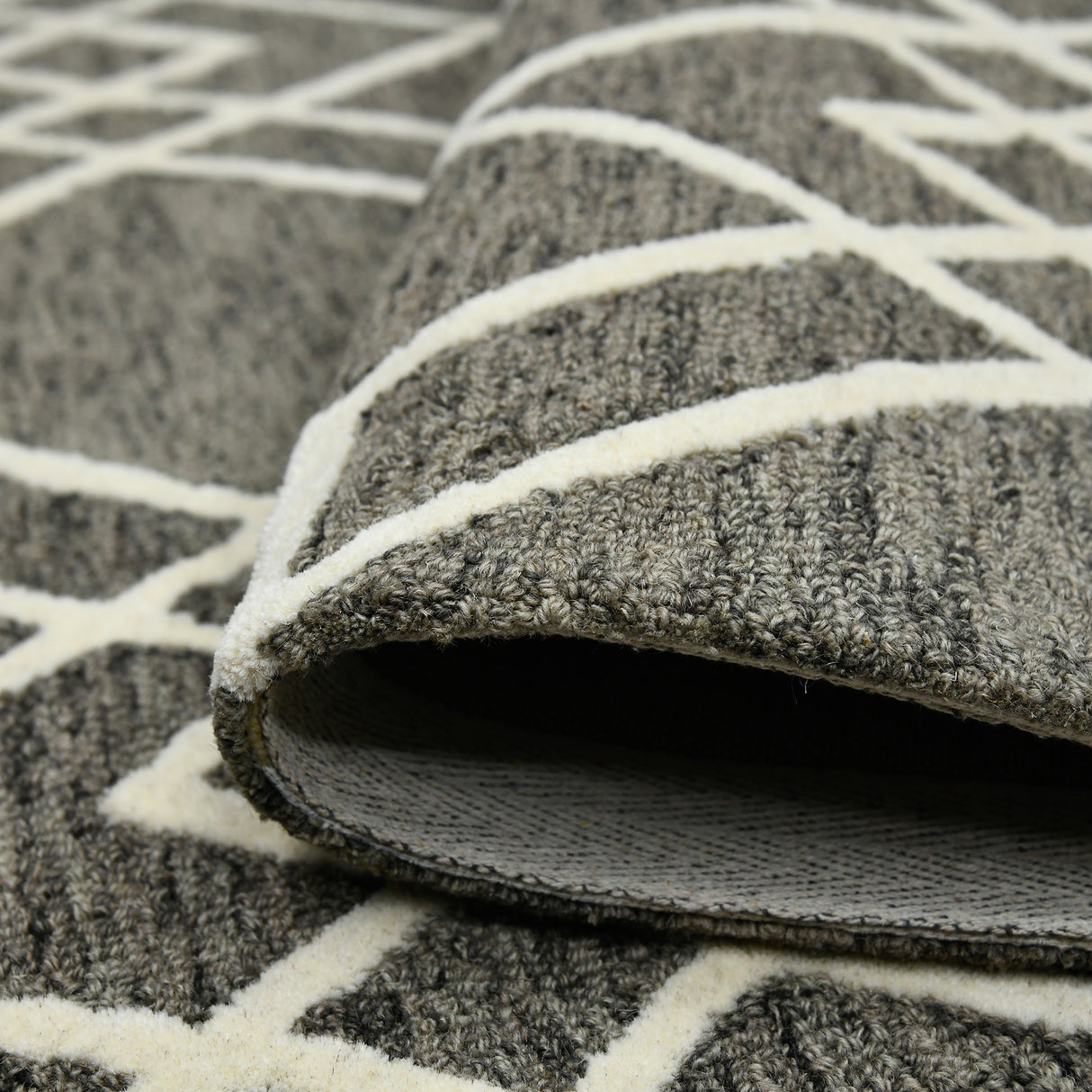 Amer Vista Neutral Geometric Hand-Hooked Khaki Area Rug