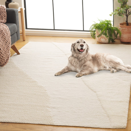 Safavieh Vermont Vrm201A Ivory Rug.