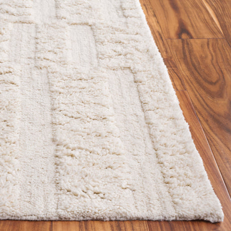 Safavieh Vermont Vrm223A Ivory Rug.