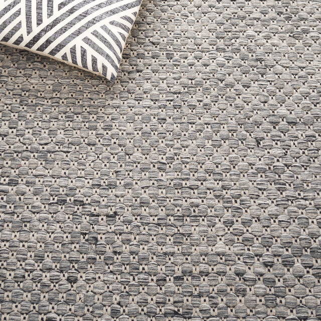 Safavieh Vermont Vrm808F Grey Rug.