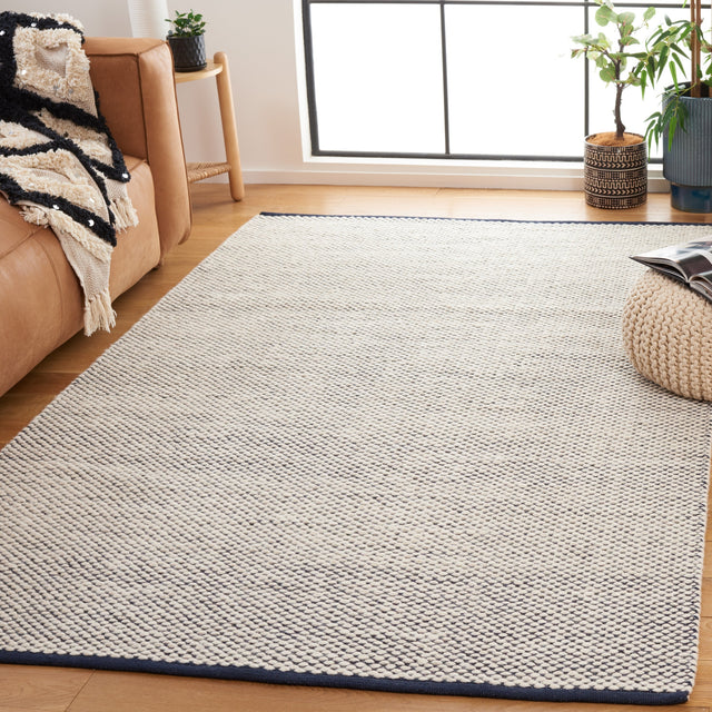 Safavieh Vermont Vrm907N Navy/Ivory Rug.