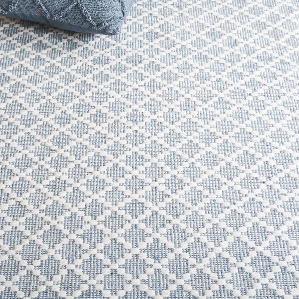 Safavieh Vermont Vrm908M Blue/Ivory Rug.