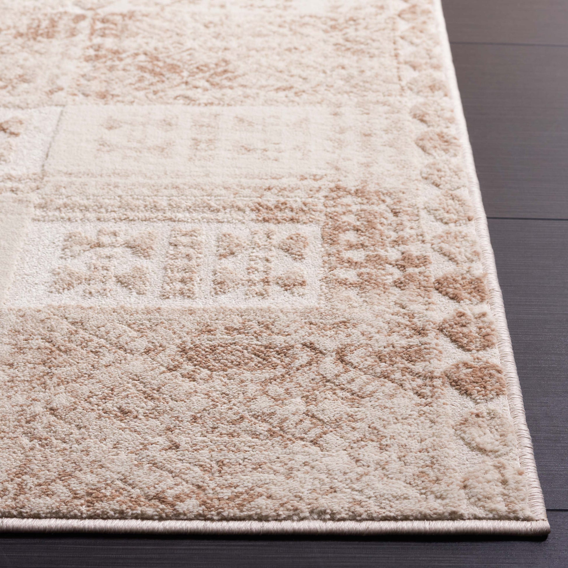 Safavieh Whisper Whs818B Beige/Light Beige Area Rug