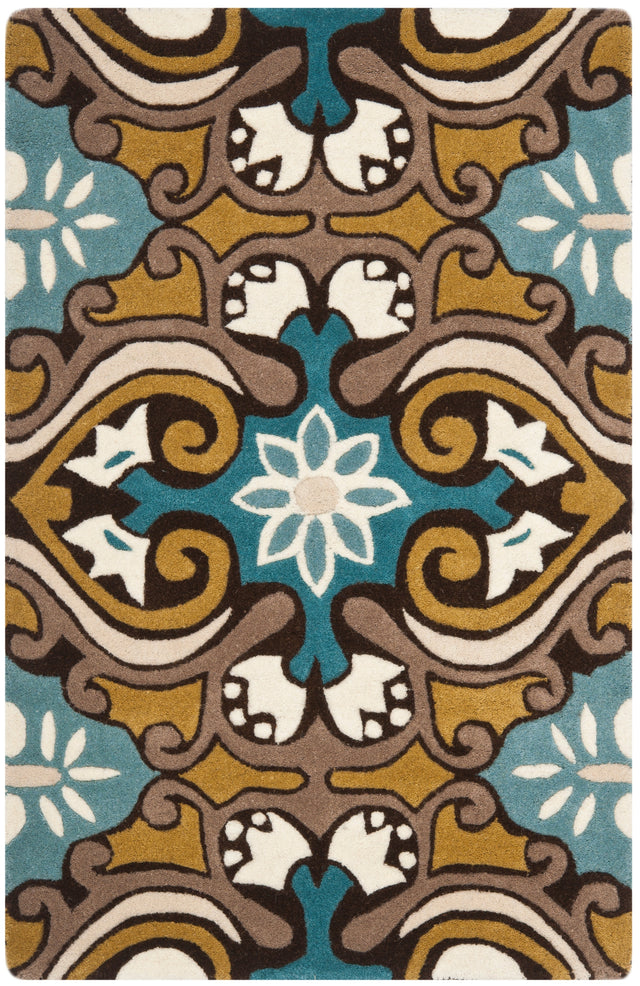 Safavieh Wyndham Wyd327A Blue/Multi Rug.