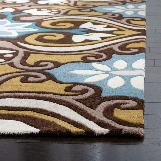 Safavieh Wyndham Wyd327A Blue/Multi Rug.