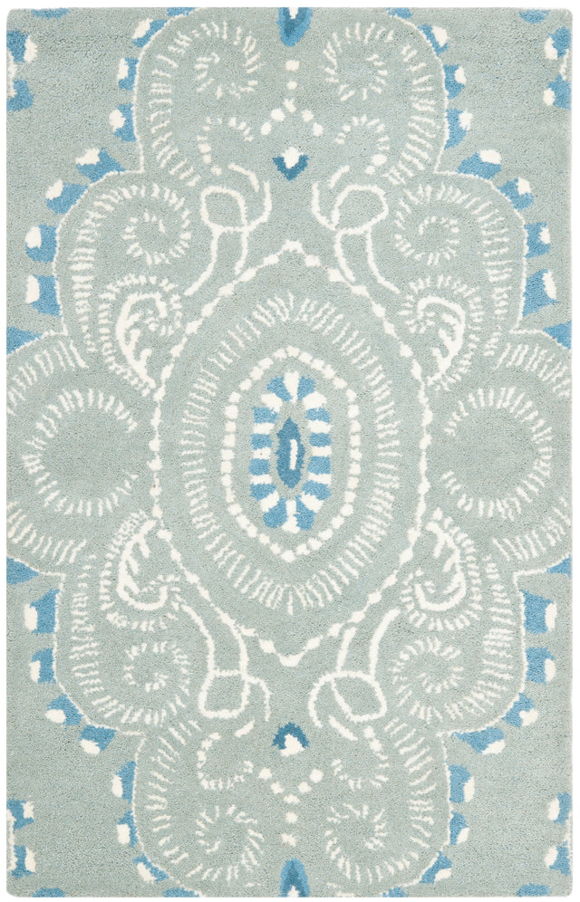 Safavieh Wyndham Wyd372A Blue/Ivory Rug.