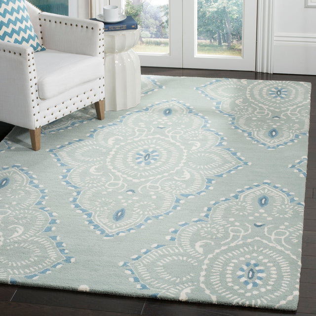 Safavieh Wyndham Wyd372A Blue/Ivory Rug.