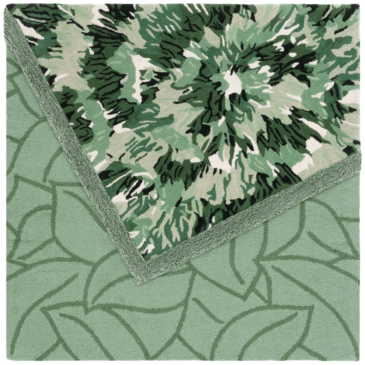 Safavieh Fifth Avenue 5'-0" x 5'-0" Rug in Green / Ivory