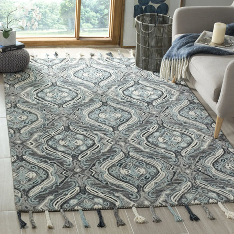 Safavieh Suzani 5'-0" x 8'-0" Rug in Grey / Light Blue