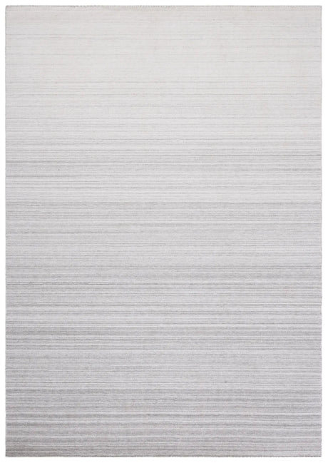 Safavieh Kilim 4'-0" x 6'-0" Rug in Silver