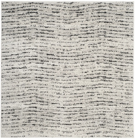 Safavieh Adirondack 6'-0" x 6'-0" Rug in Ivory / Silver