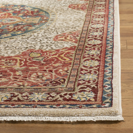 Safavieh Kashan 4'-0" x 6'-0" Rug in Ivory / Red