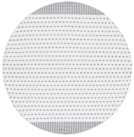 Safavieh Montauk 6'-0" x 6'-0" Rug in Grey / Ivory
