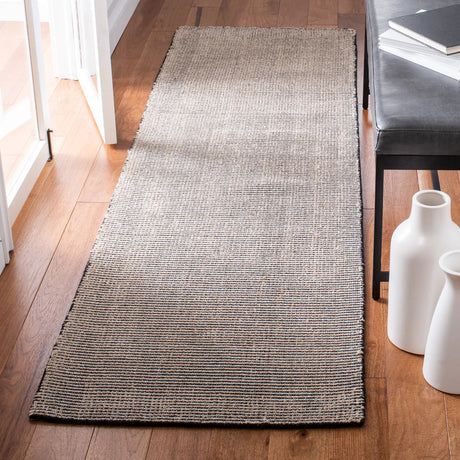 Safavieh Classic Vintage 2'-3" x 8'-0" Rug in Natural / Black