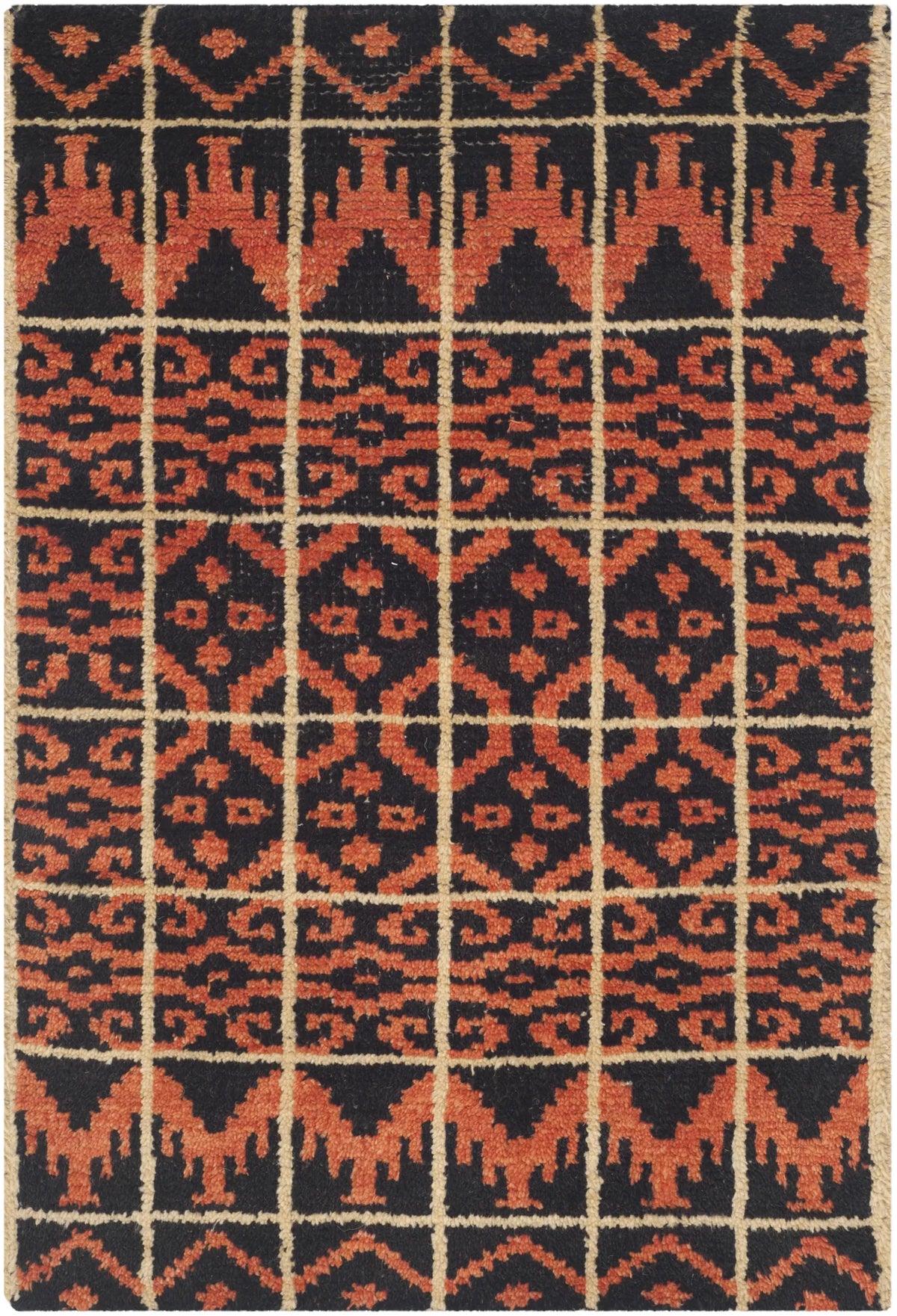 Safavieh Kenya 2'-0" x 3'-0" Rug in Orange / Black
