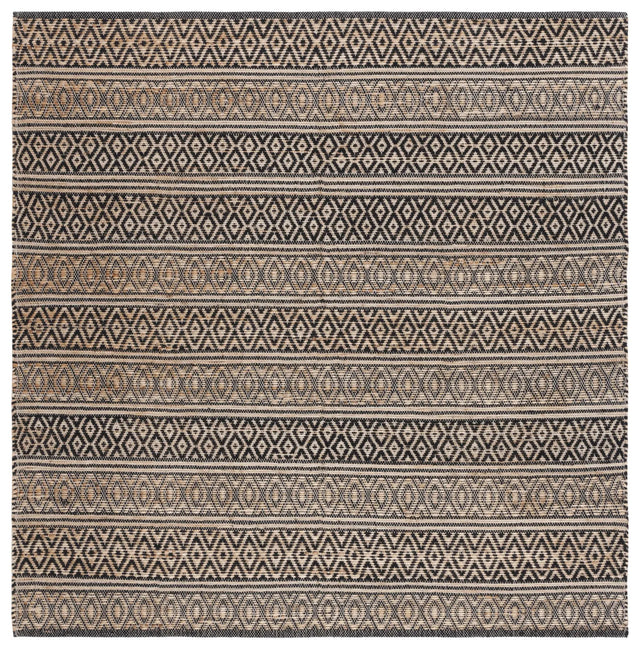 Safavieh Natural Fiber 6'-0" x 6'-0" Rug in Black / Natural