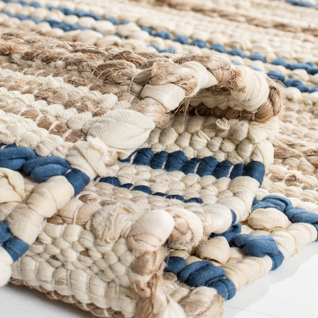 Safavieh Cape Cod 5'-0" x 8'-0" Rug in Natural / Blue