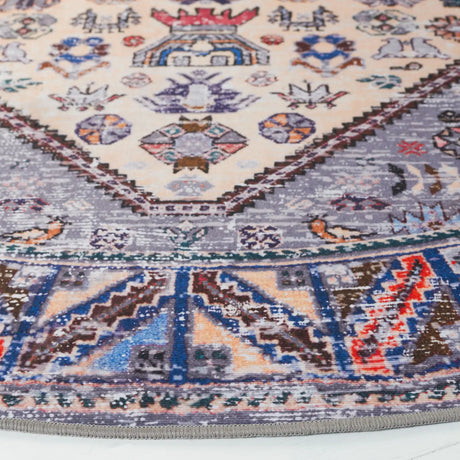 Safavieh Tucson 6'-0" x 6'-0" Rug in Beige / Grey