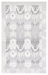 Safavieh Ikat 4'-0" x 6'-0" Rug in Light Grey / Ivory