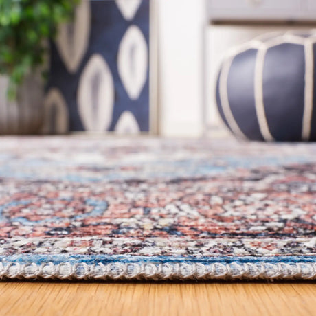 Safavieh Serapi 4'-0" x 6'-0" Rug in Blue / Rust