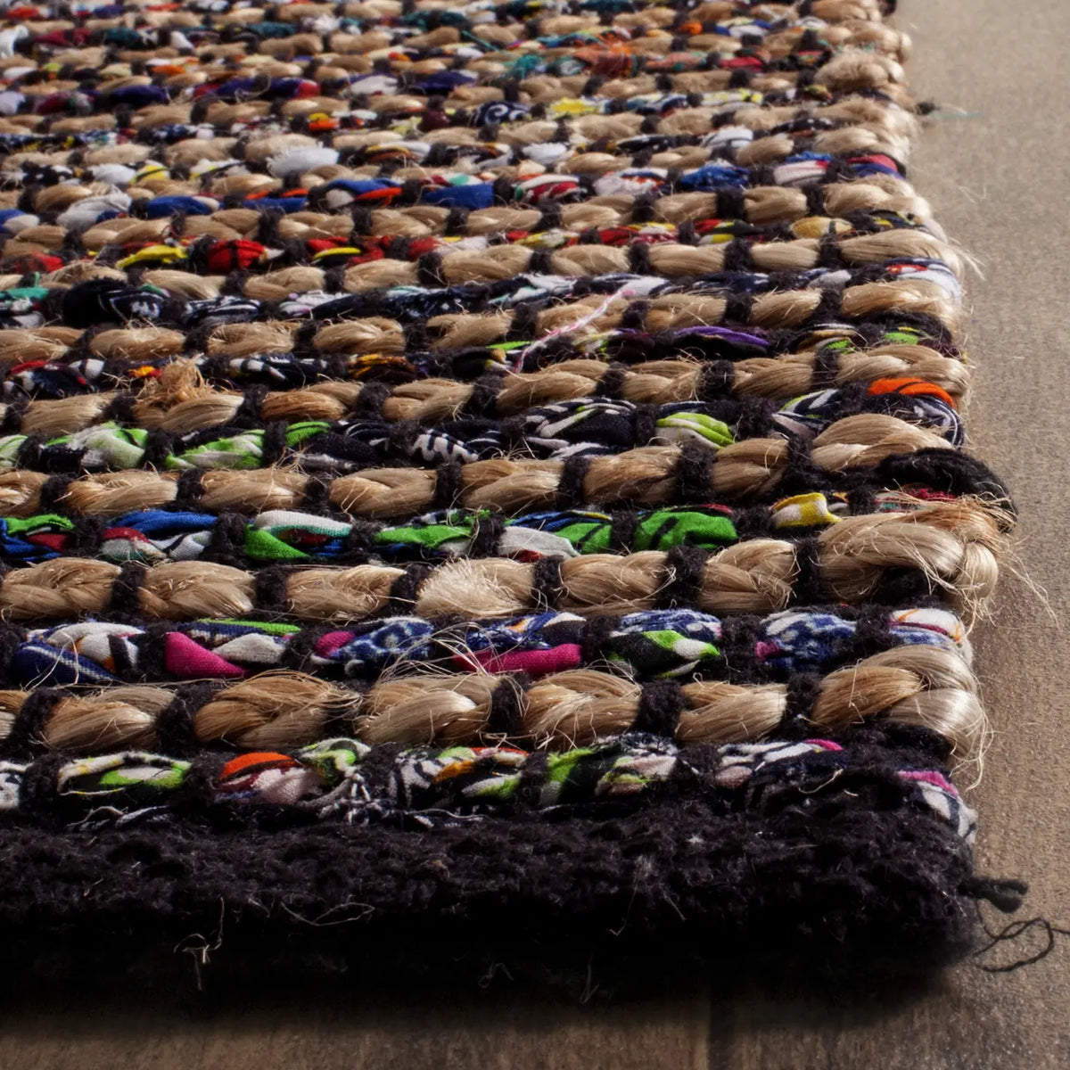 Safavieh Cape Cod 8'-0" x 10'-0" Rug in Multi