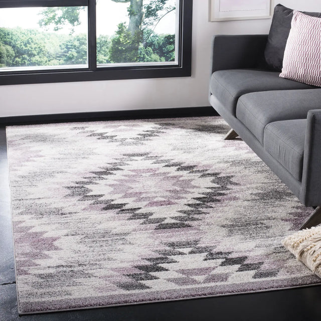 Safavieh Adirondack 4'-0" x 6'-0" Rug in Plum / Ivory